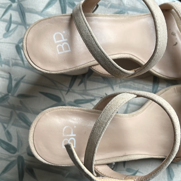 BP Nude Strappy Heels Size 6 - Picture 3 of 5